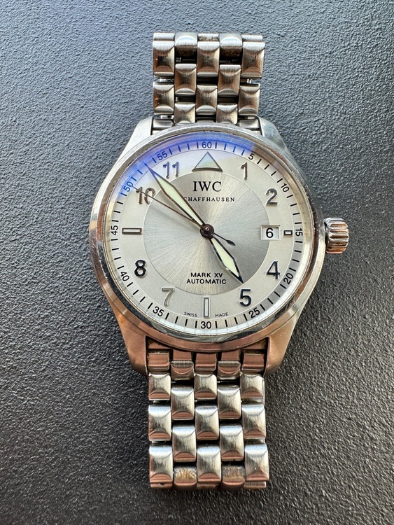 IWC パイロットウォッチ IW32531（高級時計）の商品画像 - 査定依頼日：2026年5月16日 - 最高査定価格：400,000円