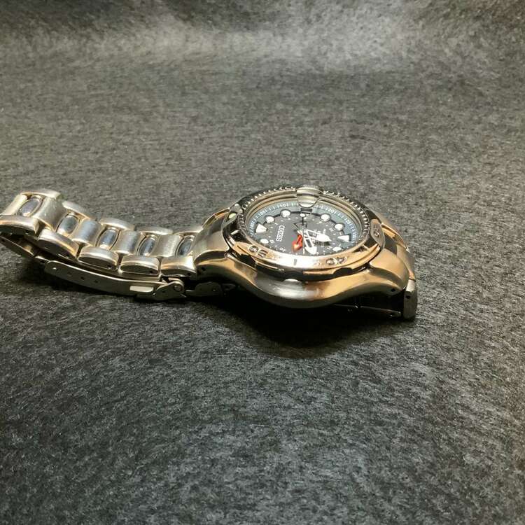 セイコー その他 8f58-002（高級時計）の商品画像 - 査定依頼日：2025年2月12日 - 最高査定価格：5,000円