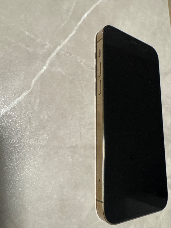 iPhone iPhone 12 128GB Softbank（スマホ）の商品画像 - 査定依頼日：2026年9月26日 - 最高査定価格：25,500円