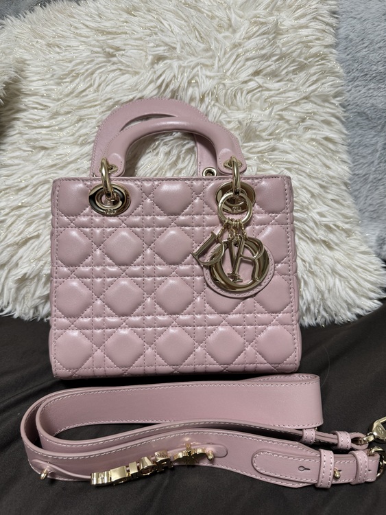 ディオール  （ブランドバッグ）の商品画像 - 査定依頼日：2025年5月19日 - 最高査定価格：320,000円