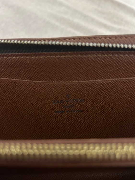 ポルトモネジップ（ブランド財布・小物）の商品画像 - 査定依頼日：2025年8月28日 - 最高査定価格：5,000円