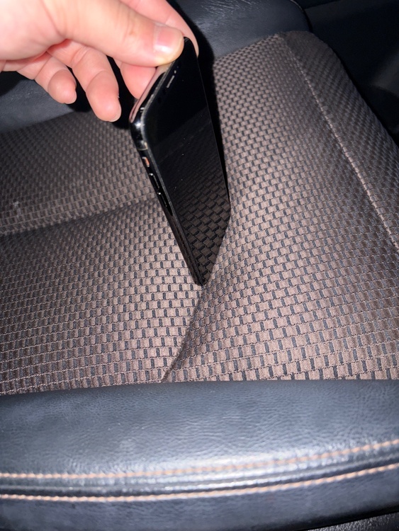 iPhone X（スマホ）の商品画像 - 査定依頼日：2026年2月3日 - 最高査定価格：11,000円