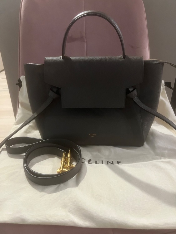 セリーヌマイクロベルトバック（ブランドバッグ）の商品画像 - 査定依頼日：2025年9月30日 - 最高査定価格：150,000円