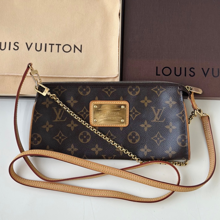 ソフィ（ブランドバッグ）の商品画像 - 査定依頼日：2026年2月16日 - 最高査定価格：160,000円