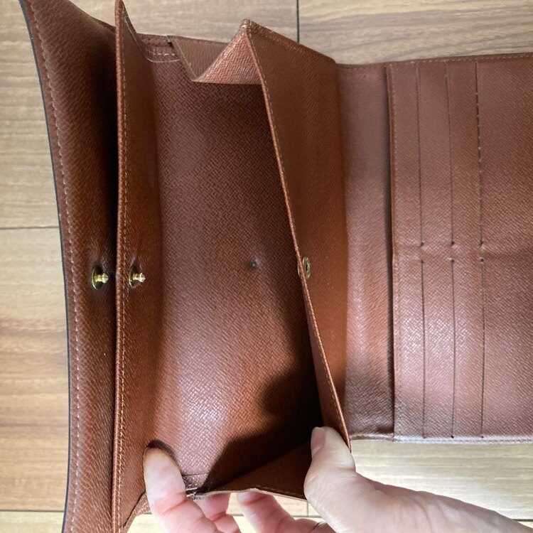 LOUIS VUITTON ポルトフォイユサラ モノグラム SD0021（ブランド財布・小物）の商品画像 - 査定依頼日：2024年1月30日 - 最高査定価格：25,000円