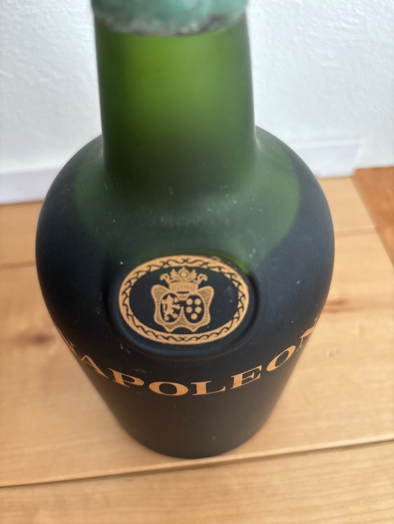 ナポレオン（お酒）の商品画像 - 査定依頼日：2026年2月13日 - 最高査定価格：500円