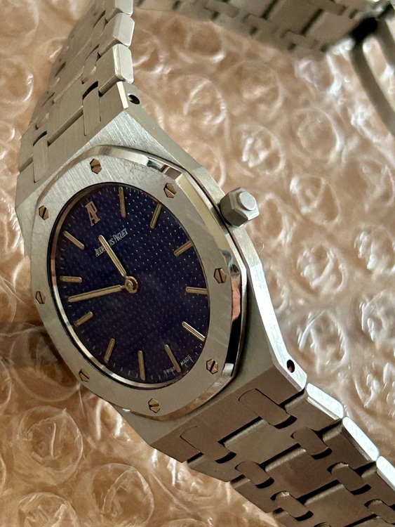 オーデマピゲ ロイヤルオーク （高級時計）の商品画像 - 査定依頼日：2025年8月19日 - 最高査定価格：2,680,000円