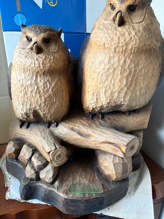 木彫りフクロウ 金岡茂幸作（美術品・骨董品）の商品画像 - 査定依頼日：2026年6月5日 - 最高査定価格：3,000円