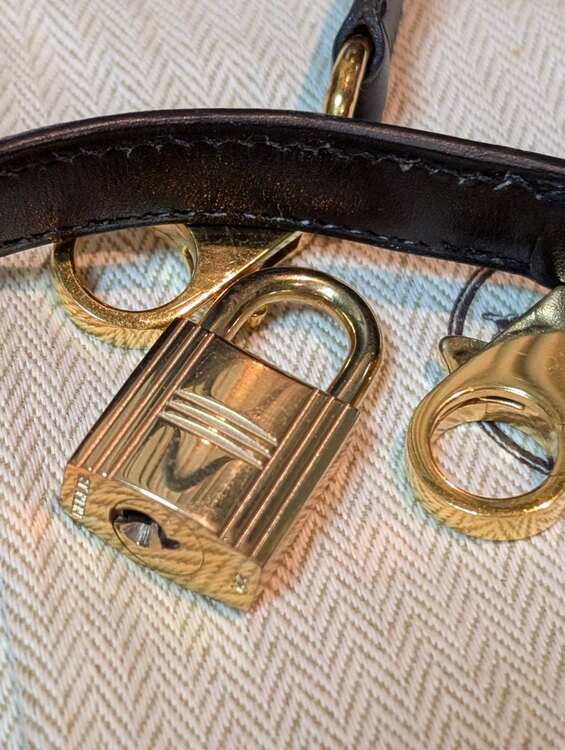 エルメス ケリー （ブランドバッグ）の商品画像 - 査定依頼日：2025年4月25日 - 最高査定価格：1,200,000円