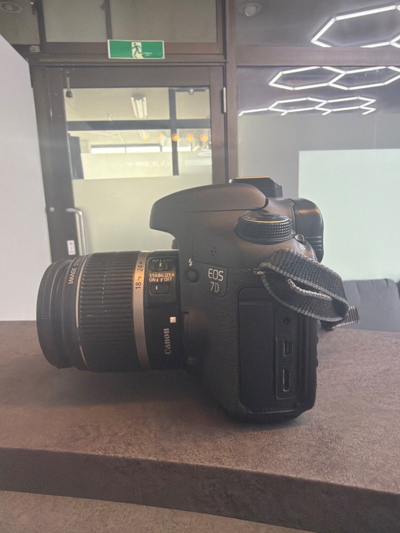 EOS7D（カメラ）の商品画像 - 査定依頼日：2026年3月31日 - 最高査定価格：20,000円