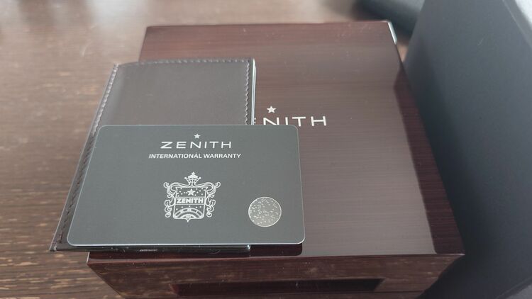 ゼニス エルプリメロ くろの（高級時計）の商品画像 - 査定依頼日：2025年10月21日 - 最高査定価格：580,000円