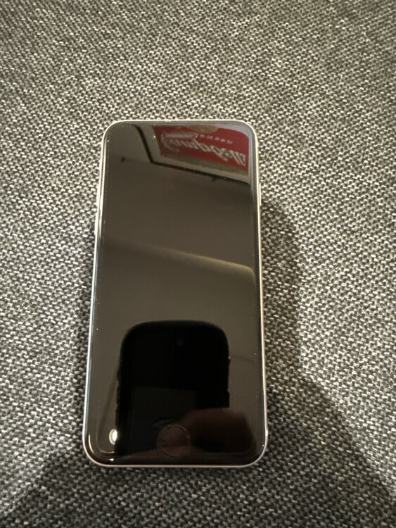 iPhone SE (第 3 世代) 64GB Softbank（スマホ）の商品画像 - 査定依頼日：2025年4月1日 - 最高査定価格：21,000円