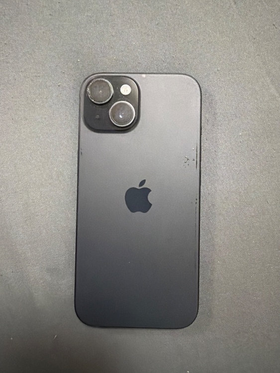 iPhone iPhone 15 256GB au（スマホ）の商品画像 - 査定依頼日：2026年9月2日 - 最高査定価格：68,000円