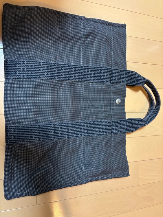 フールトゥ（ブランドバッグ）の商品画像 - 査定依頼日：2025年10月12日 - 最高査定価格：18,000円