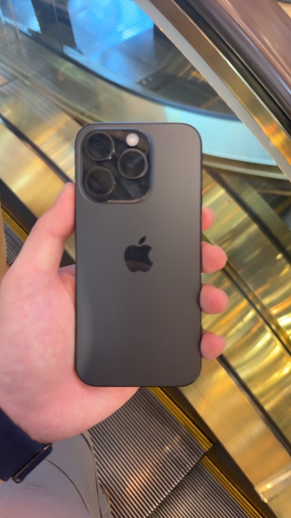 iPhone iPhone 15 Pro 512GB SIMフリー（スマホ）の商品画像 - 査定依頼日：2026年9月5日 - 最高査定価格：60,000円