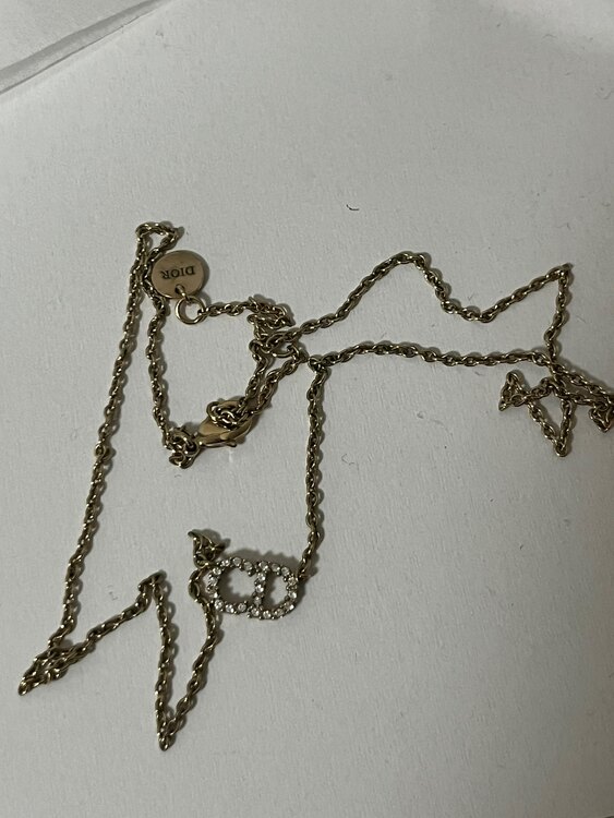 ディオール  （ブランドバッグ）の商品画像 - 査定依頼日：2025年5月12日 - 最高査定価格：18,000円