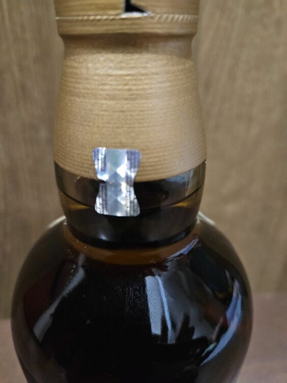 ウイスキー サントリー山崎 （お酒）の商品画像 - 査定依頼日：2025年9月28日 - 最高査定価格：11,000円