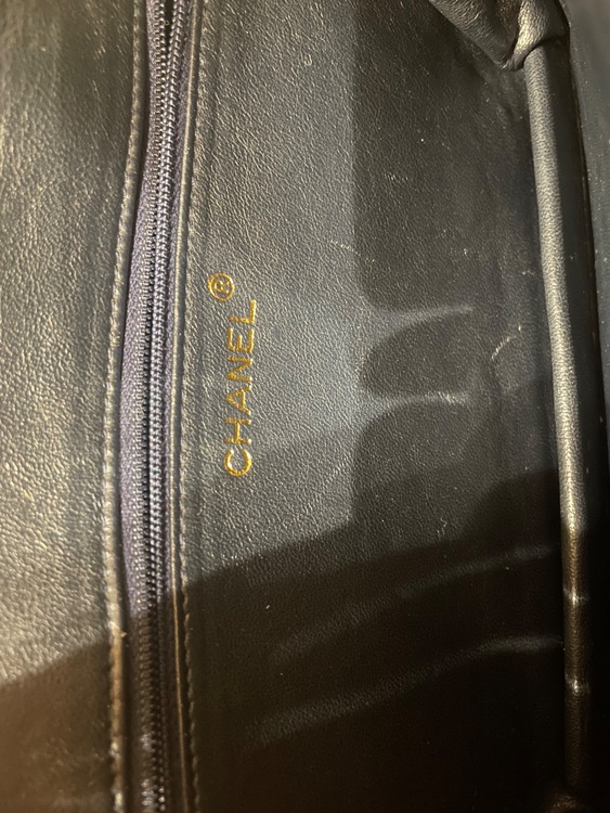 マトラッセ フリンジ GD金具 レザー チェーンショルダーバッグ シャネル（ブランドバッグ）の商品画像 - 査定依頼日：2025年9月15日 - 最高査定価格：120,000円