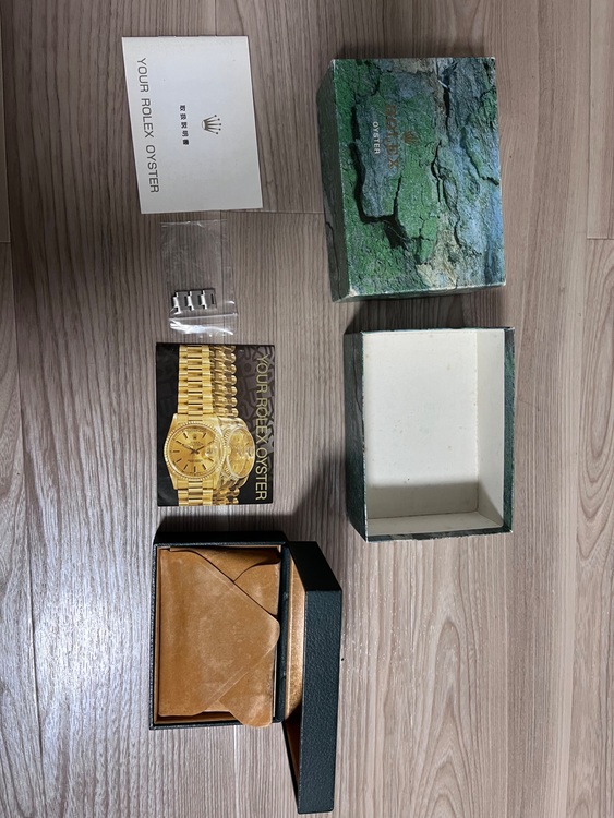 ロレックス パーペチュアル 15210（高級時計）の商品画像 - 査定依頼日：2025年6月12日 - 最高査定価格：550,000円