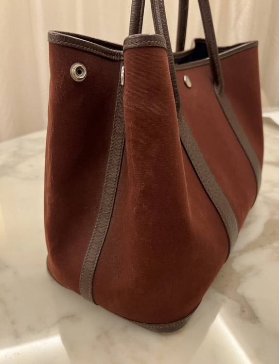 ガーデンパーティーpm（ブランドバッグ）の商品画像 - 査定依頼日：2025年7月29日 - 最高査定価格：150,000円