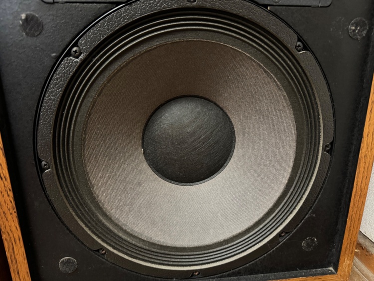 klipsch heresy II（オーディオ・スピーカー）の商品画像 - 査定依頼日：2026年3月25日 - 最高査定価格：56,000円