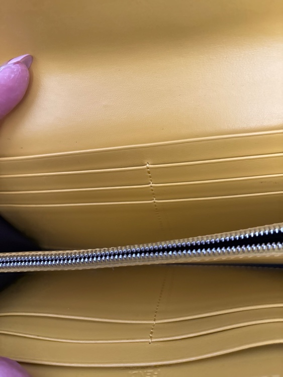 フェンディ  （ブランドバッグ）の商品画像 - 査定依頼日：2026年3月24日 - 最高査定価格：25,000円