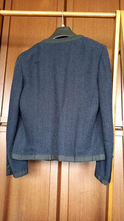 ジャケット（古着・ファッション）の商品画像 - 査定依頼日：2024年12月30日 - 最高査定価格：10,000円