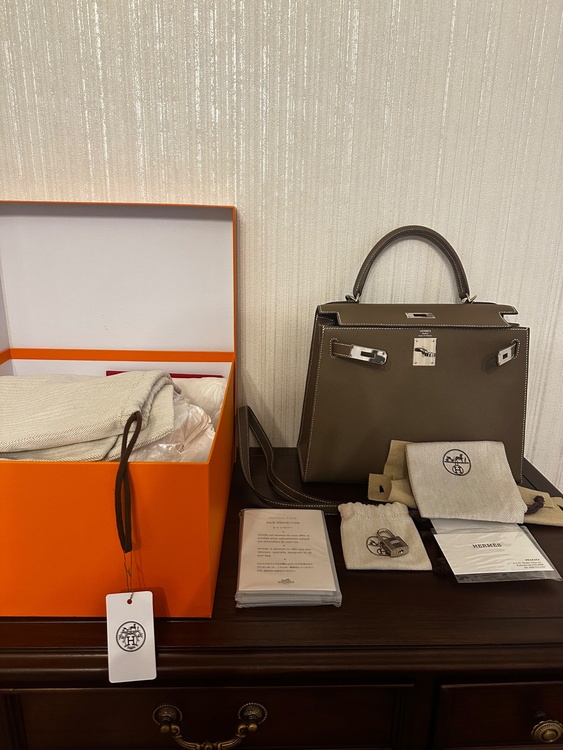エルメス ケリー（ブランドバッグ）の商品画像 - 査定依頼日：2026年9月4日 - 最高査定価格：3,200,000円