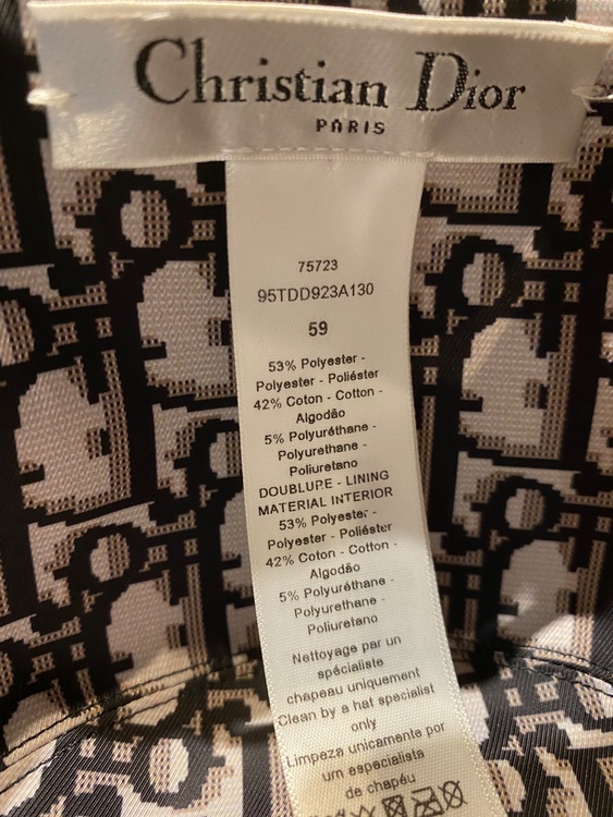 ディオール  （ブランドバッグ）の商品画像 - 査定依頼日：2025年9月25日 - 最高査定価格：35,000円