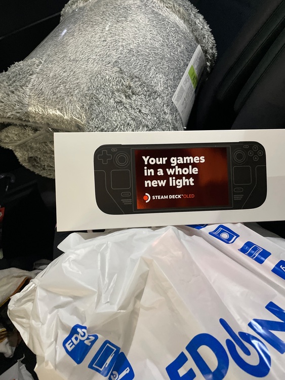 スチームデック512（ゲーム機本体・ゲームソフト）の商品画像 - 査定依頼日：2025年8月10日 - 最高査定価格：75,000円