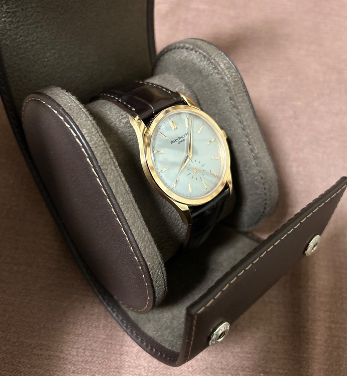 パテックフィリップ カラトラバ 5196R-001（高級時計）の商品画像 - 査定依頼日：2026年2月21日 - 最高査定価格：2,700,000円