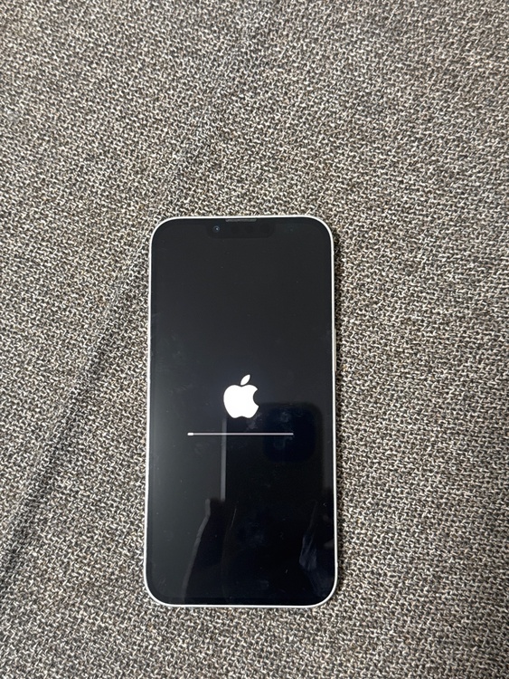 iPhone 13 256GB SIMフリー（スマホ）の商品画像 - 査定依頼日：2026年3月26日 - 最高査定価格：39,000円