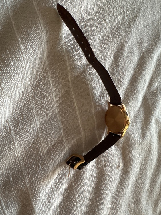 パテックフィリップ カラトラバ 399（高級時計）の商品画像 - 査定依頼日：2025年10月23日 - 最高査定価格：2,700,000円