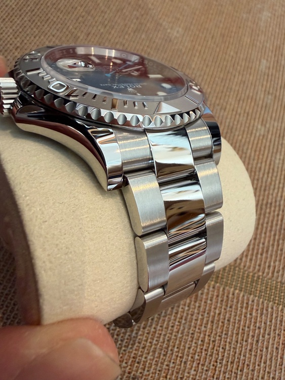 ロレックス ヨットマスター 11662（高級時計）の商品画像 - 査定依頼日：2026年2月16日 - 最高査定価格：2,000,000円