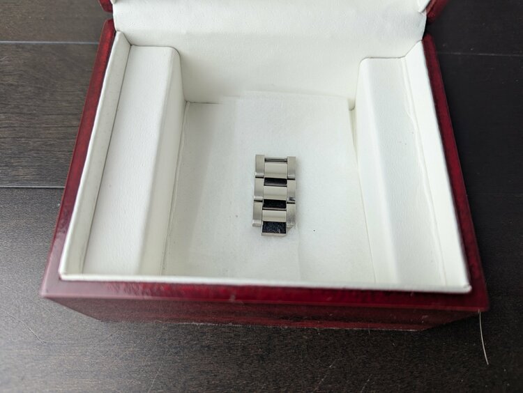 ロレックス デイトナ （高級時計）の商品画像 - 査定依頼日：2026年1月9日 - 最高査定価格：3,750,000円