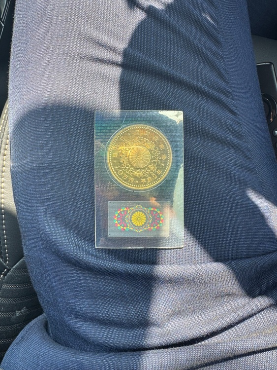 天皇陛下御即位記念10万円金貨（金・貴金属）の商品画像 - 査定依頼日：2025年6月29日 - 最高査定価格：477,000円