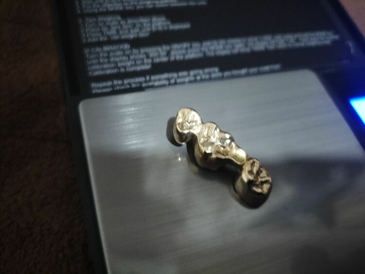 金歯（金・貴金属）の商品画像 - 査定依頼日：2025年11月19日 - 最高査定価格：77,000円