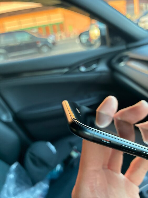 IphoneSE3（スマホ）の商品画像 - 査定依頼日：2025年4月1日 - 最高査定価格：22,000円