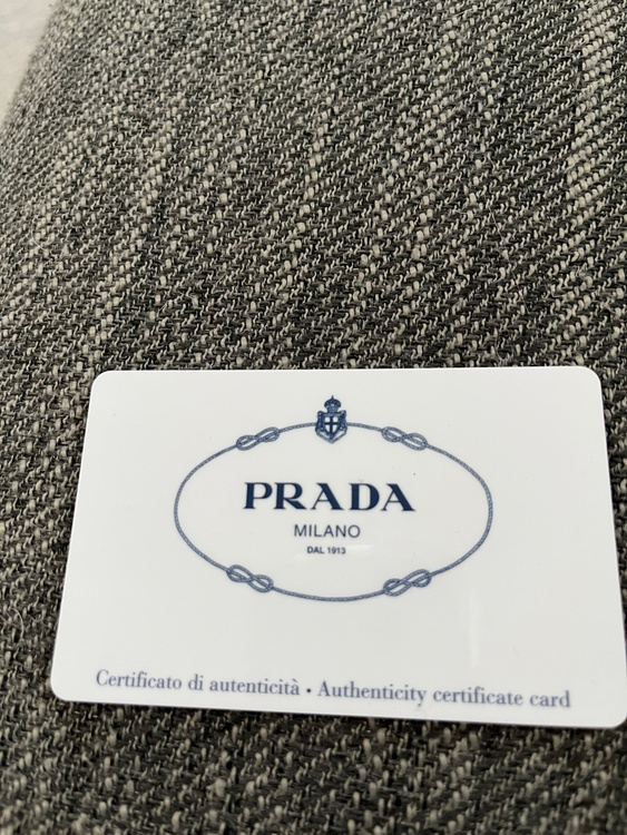 プラダ  （ブランドバッグ）の商品画像 - 査定依頼日：2026年3月13日 - 最高査定価格：50,000円