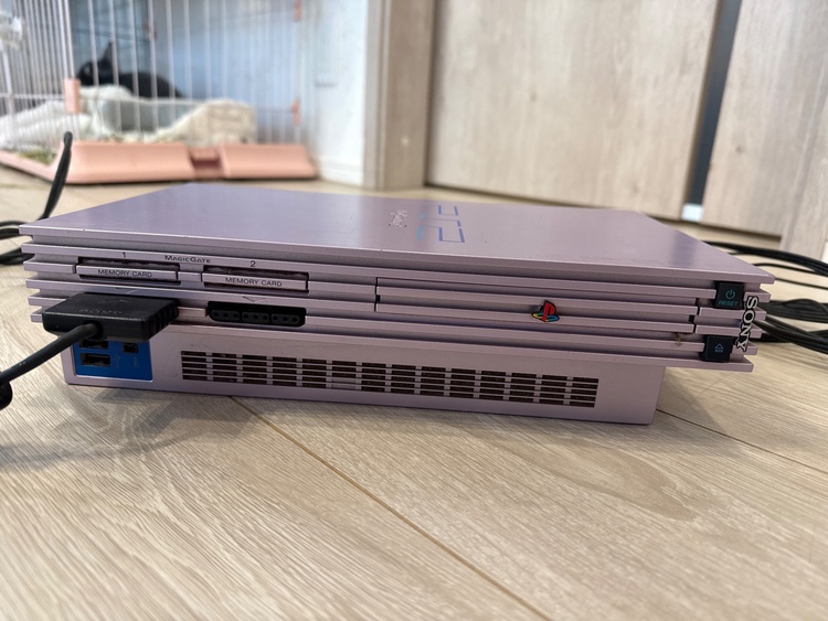 PS2 SCPH-39000 ピンク（ゲーム機本体・ゲームソフト）の商品画像 - 査定依頼日：2025年12月12日 - 最高査定価格：3,000円