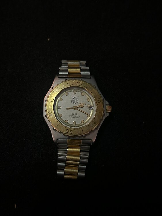 タグホイヤー（高級時計）の商品画像 - 査定依頼日：2025年1月29日 - 最高査定価格：12,000円