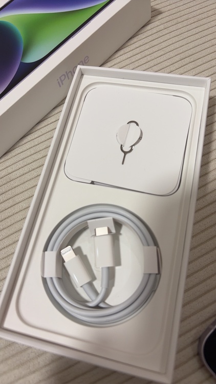 iPhone14 256 パープル（スマホ）の商品画像 - 査定依頼日：2026年1月20日 - 最高査定価格：53,000円