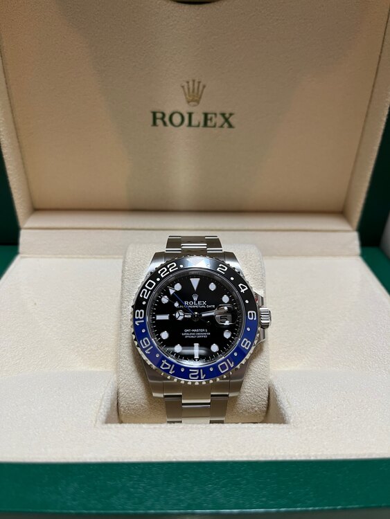 126710BLNR（高級時計）の商品画像 - 査定依頼日：2025年4月30日 - 最高査定価格：2,150,000円