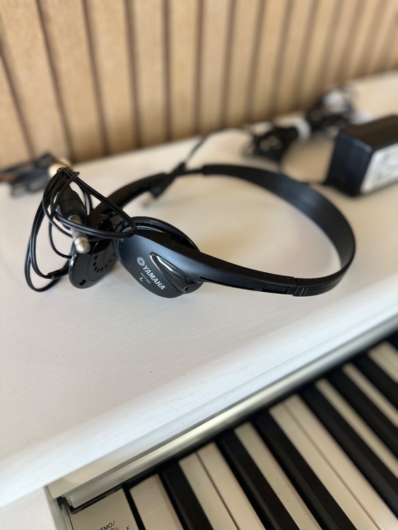 YDP144（ピアノ・楽器・PA機材）の商品画像 - 査定依頼日：2026年4月16日 - 最高査定価格：100,000円