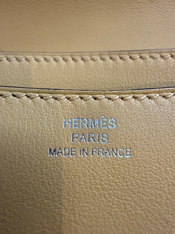 コンスタンスミニ（ブランドバッグ）の商品画像 - 査定依頼日：2026年3月17日 - 最高査定価格：1,300,000円