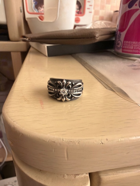 クロムハーツフローラルクロスリング（古着・ファッション）の商品画像 - 査定依頼日：2025年11月30日 - 最高査定価格：11,000円
