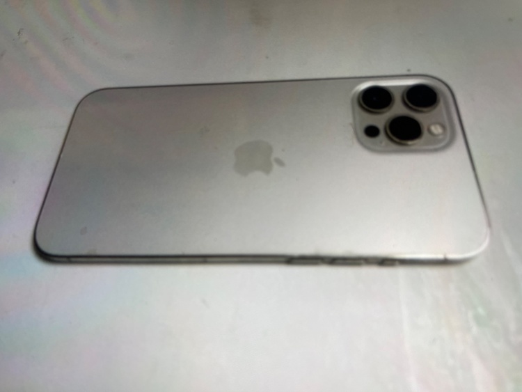 iPhone iPhone 12 Pro Max 128GB Softbank（スマホ）の商品画像 - 査定依頼日：2026年6月4日 - 最高査定価格：38,500円
