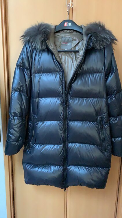 デュベティカ（古着・ファッション）の商品画像 - 査定依頼日：2024年12月2日 - 最高査定価格：15,000円