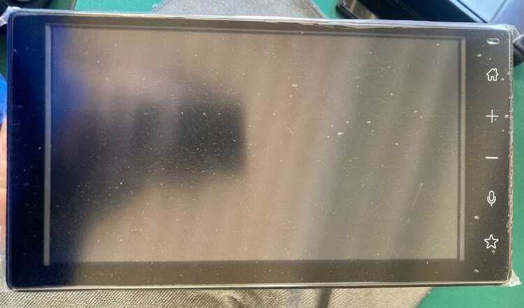 トヨタ/ダイハツ純正 9インチ ディスプレイオーディオ　86180-B1300（カー用品）の商品画像 - 査定依頼日：2025年4月7日 - 最高査定価格：12,000円