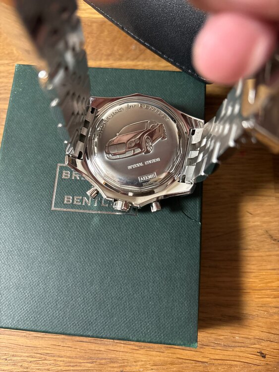 ブライトリング その他 （高級時計）の商品画像 - 査定依頼日：2025年5月27日 - 最高査定価格：550,000円